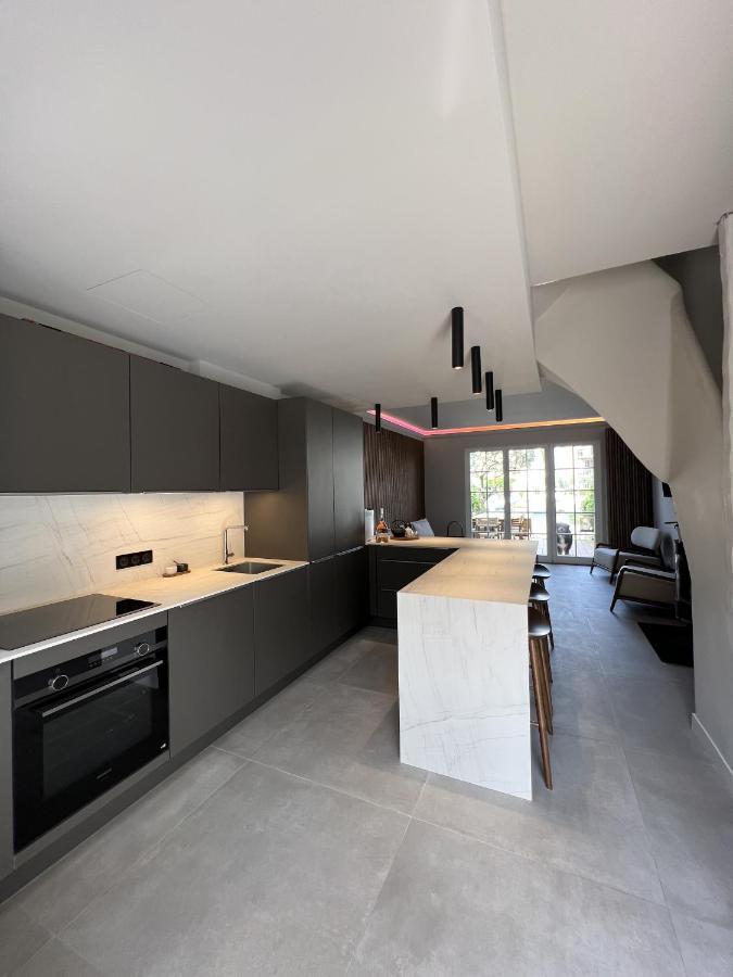 Casa Ika Port Grimaud - Maison 4 Chambres + Amarrage Buitenkant foto